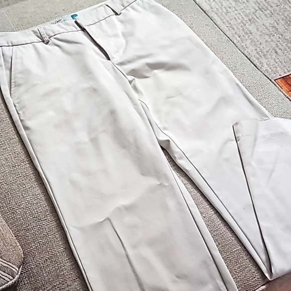 Old Navy Brand AT WAIST khaki size 4reg - Picture 4 of 11